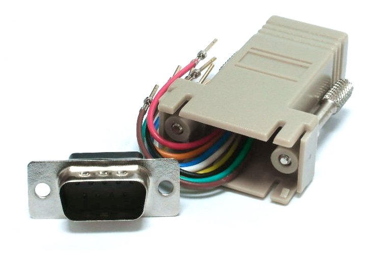 Adaptateur DB-9 mâle à RJ-45 femelle