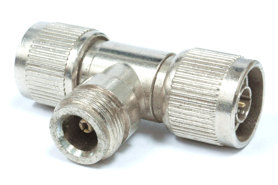 Adaptateur en T pour connecteur type N